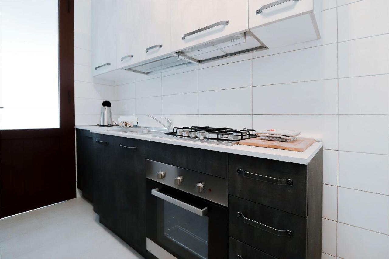 Gherbin Apartment